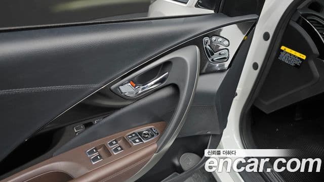 Hyundai Grandeur HG Exclusive, 2016 17