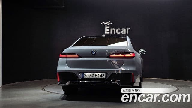 BMW 7시리즈 (G70) 740i sDrive M Sport, 2023 4