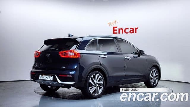 Kia Niro Noblesse, 2018 2