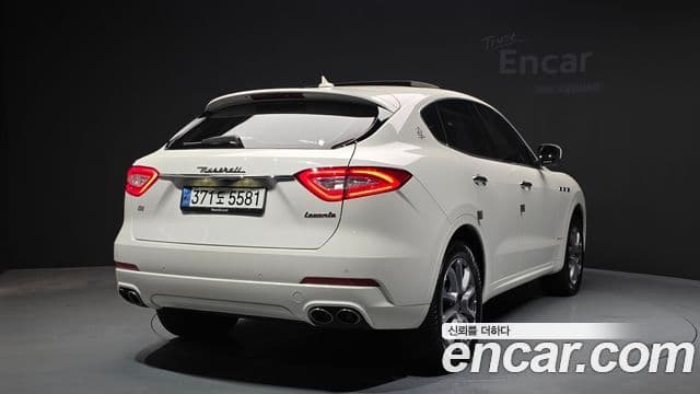 Maserati Levante 3.0 AWD GranLusso, 2020 2