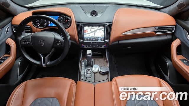 Maserati Levante 3.0 AWD GranLusso, 2020 7