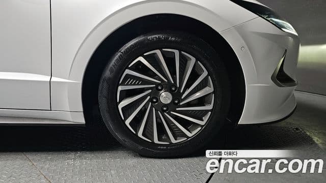 Hyundai Sonata гибрид (DN8) Premium Plus, 2022 все фото