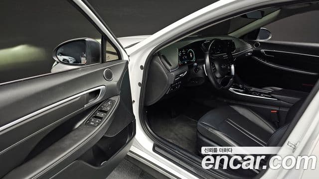 Hyundai Sonata гибрид (DN8) Premium Plus, 2022 11