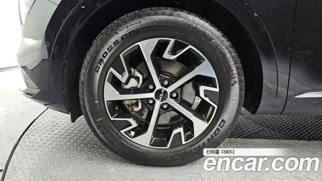 Kia Sportage 5세대 гибрид Signature 2WD, 2022 все фото