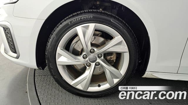 Audi A4 (B9) Premium, 2020 все фото