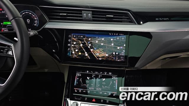 Audi e-Tron, 2023 14