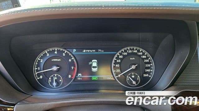 Genesis EQ900 Prestige, 2016 10