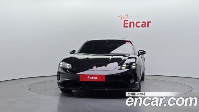 Porsche 타이칸 4S, 2025 3