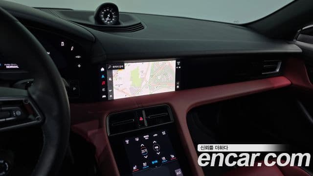 Porsche 타이칸 4S, 2025 14