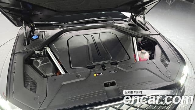 Genesis electrified GV70 e-AWD, 2022 6