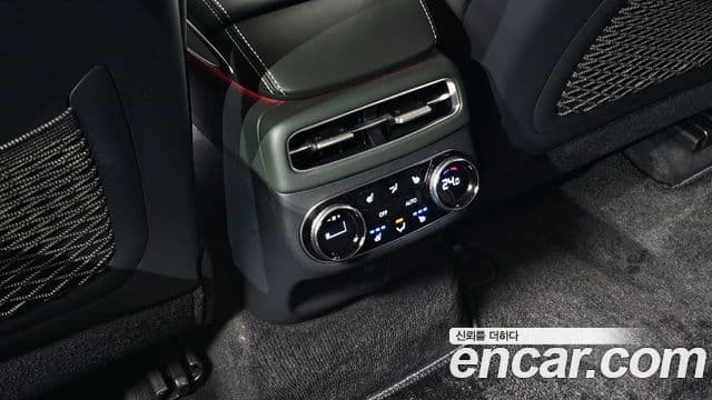 Genesis electrified GV70 e-AWD, 2022 19