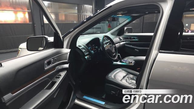 Ford Explorer 5세대, 2017 10