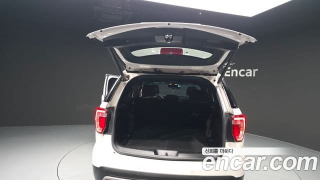 Ford Explorer 5세대, 2017 20