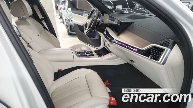 BMW X7 (G07) xDrive 40i Design Pure Excellence 7인승, 2025 12