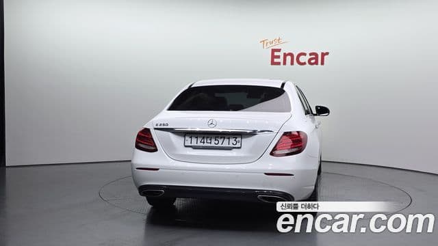 Mercedes-Benz E-класс W213 Avantgarde, 2020 4