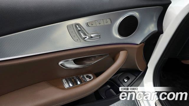 Mercedes-Benz E-класс W213 Avantgarde, 2020 11