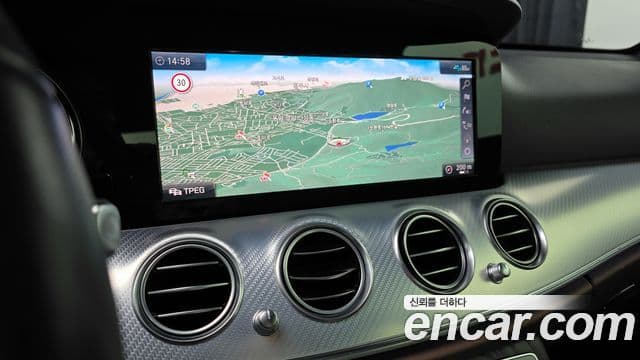 Mercedes-Benz E-класс W213 Avantgarde, 2020 13