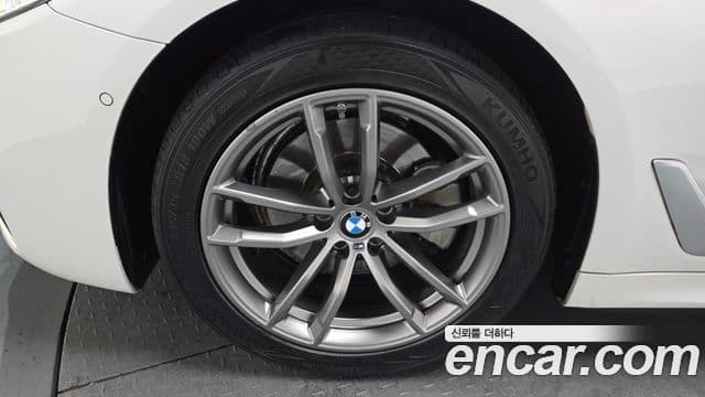 BMW 5시리즈 (G30) 520d M Sport Plus, 2018 все фото