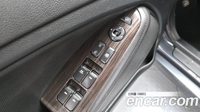 Kia K5 2.0 Deluxe, 2012 18