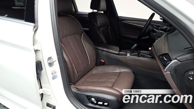 BMW 5시리즈 (G30) 530i M Sport Plus, 2018 10