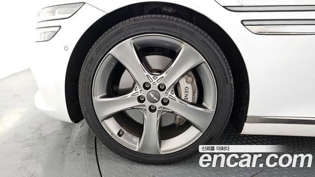 Genesis G80 (RG3) бензин 2.5 турбо 2WD, 2022 все фото