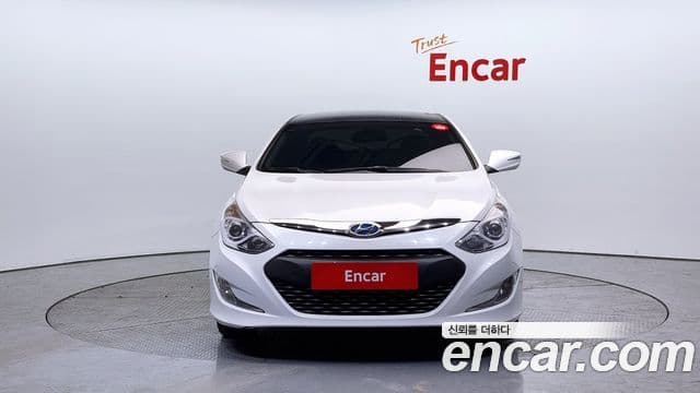 Hyundai Sonata гибрид Modern, 2014 3