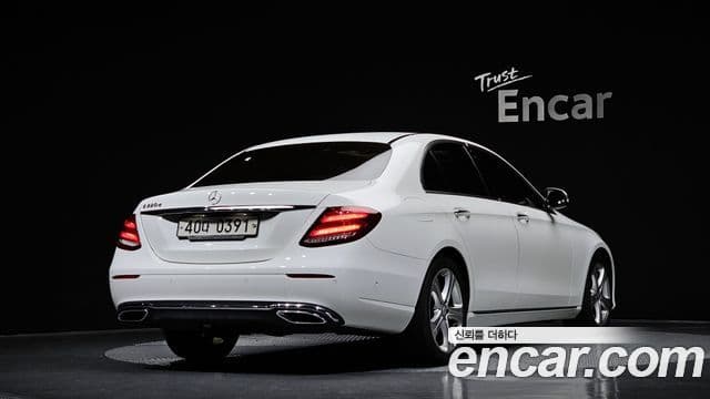 Mercedes-Benz E-класс W213 E220d Avantgarde Intelligent Drive, 2017 2