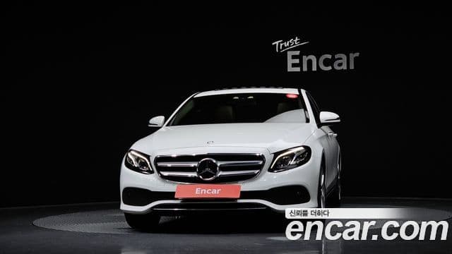 Mercedes-Benz E-класс W213 E220d Avantgarde Intelligent Drive, 2017 3