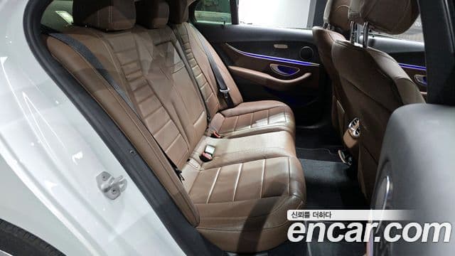 Mercedes-Benz E-класс W213 E220d Avantgarde Intelligent Drive, 2017 12