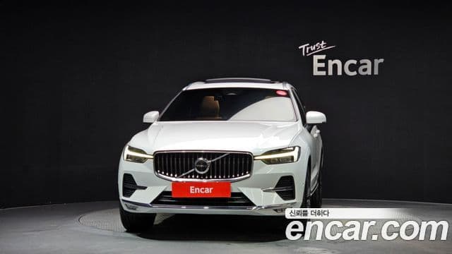 Volvo XC60 2세대 B6 Inscription, 2022 3