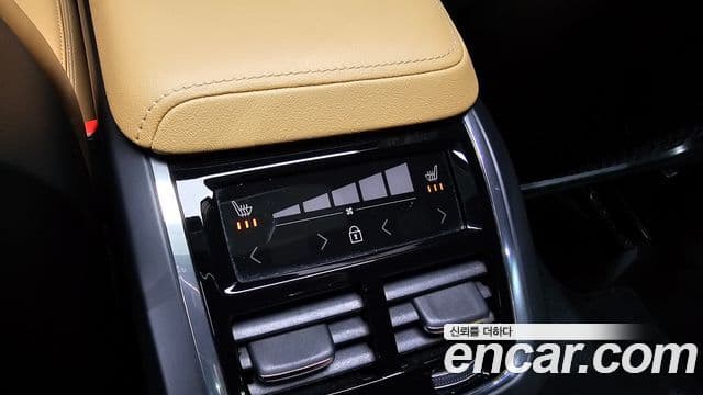 Volvo XC60 2세대 B6 Inscription, 2022 19