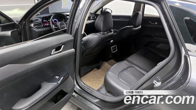 Kia K5 3세대 Prestige, 2022 11