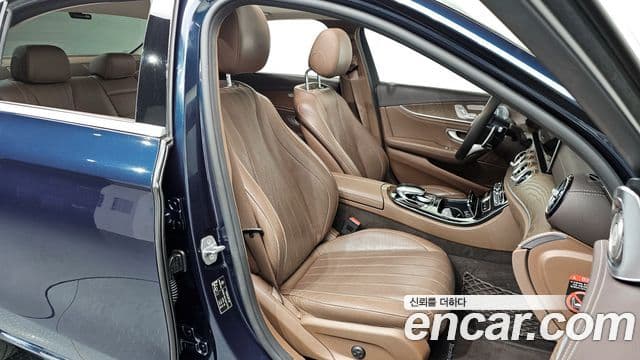 Mercedes-Benz E-класс W213 Exclusive, 2018 10
