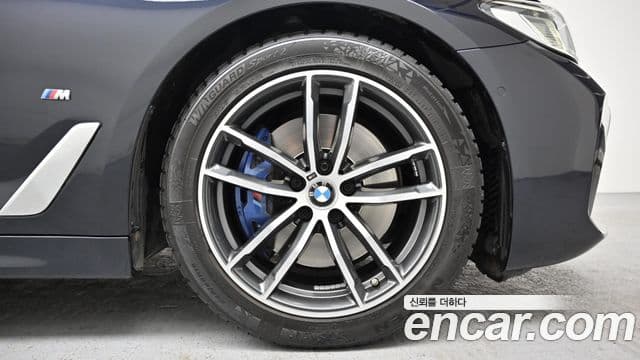 BMW 5시리즈 (G30) 520i M Sport, 2023 все фото