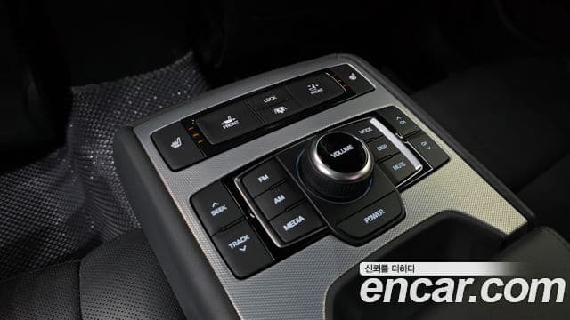 Genesis G80 Prestige, 2018 17