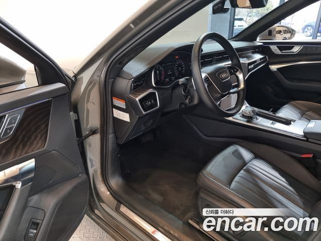 Audi A6 (C8) Premium, 2023 7