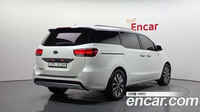 Kia All New Carnival Luxury, 2016 2