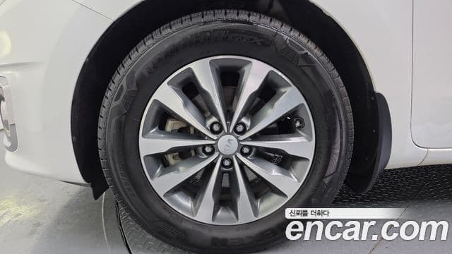 Kia All New Carnival Luxury, 2016 все фото