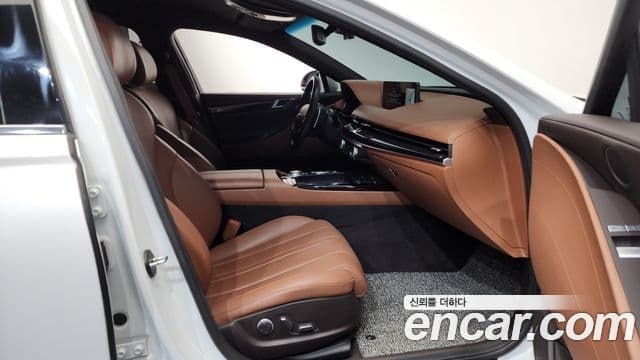 Genesis G80 (RG3) бензин 2.5 турбо 2WD, 2021 12