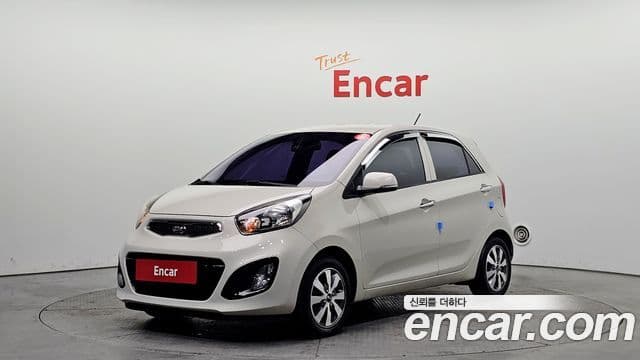 Kia All New Morning Deluxe Trendy, 2014 1