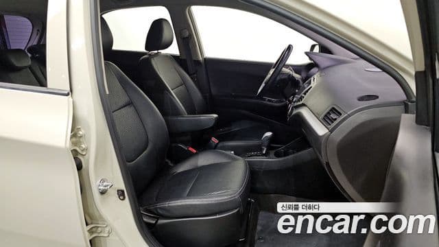 Kia All New Morning Deluxe Trendy, 2014 12