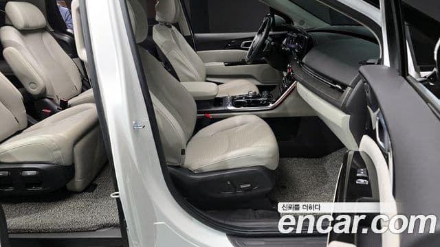Kia Carnival 4세대 Signature, 2023 11