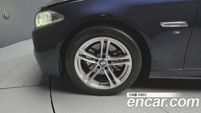 BMW 5시리즈 (F10) 528i xDrive M аэродинамический Special Edition, 2016 все фото