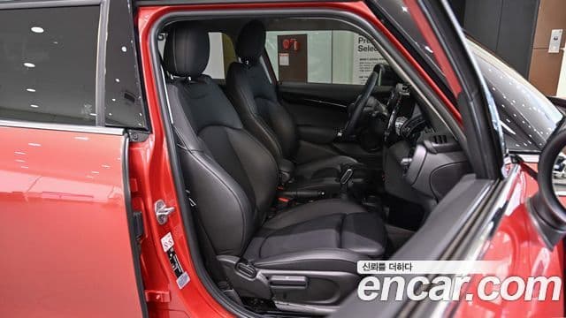 Mini Cooper 3세대, 2020 13