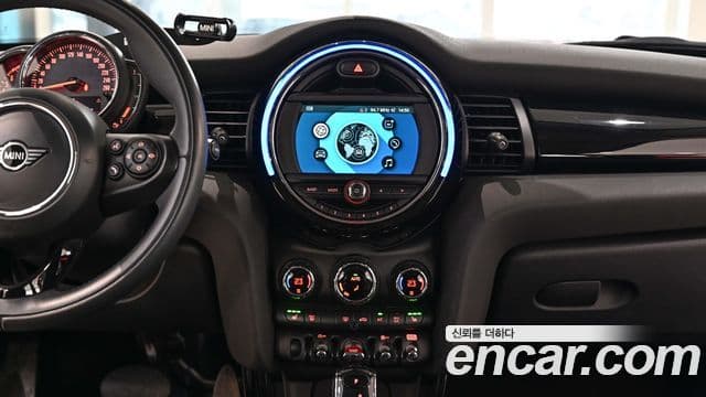 Mini Cooper 3세대, 2020 18