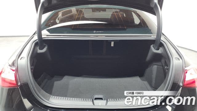 Mercedes-Benz E-класс W214 AMG Line, 2025 20