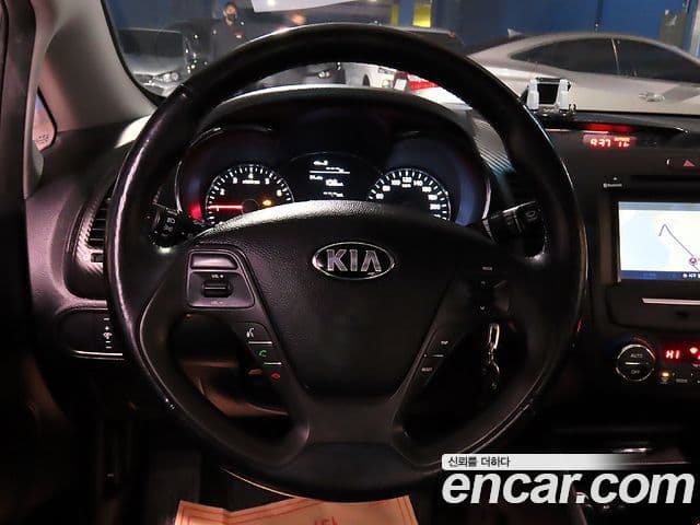 Kia K3 Luxury, 2014 9