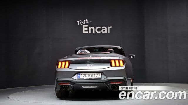 Ford Mustang 7세대 5.0 GT Premium кабриолет, 2024 4