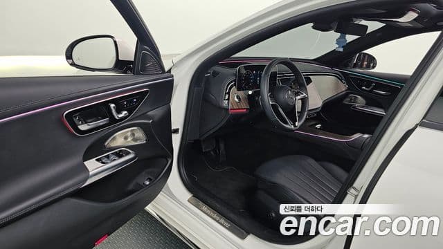 Mercedes-Benz E-класс W214 Exclusive, 2024 12