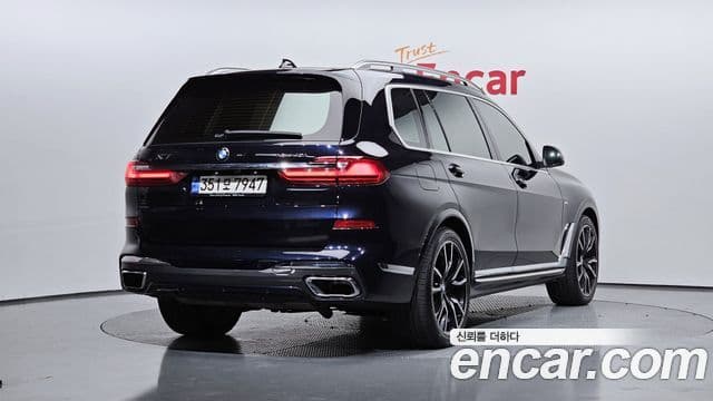 BMW X7 (G07) xDrive 40i M Sport 6인승, 2022 2